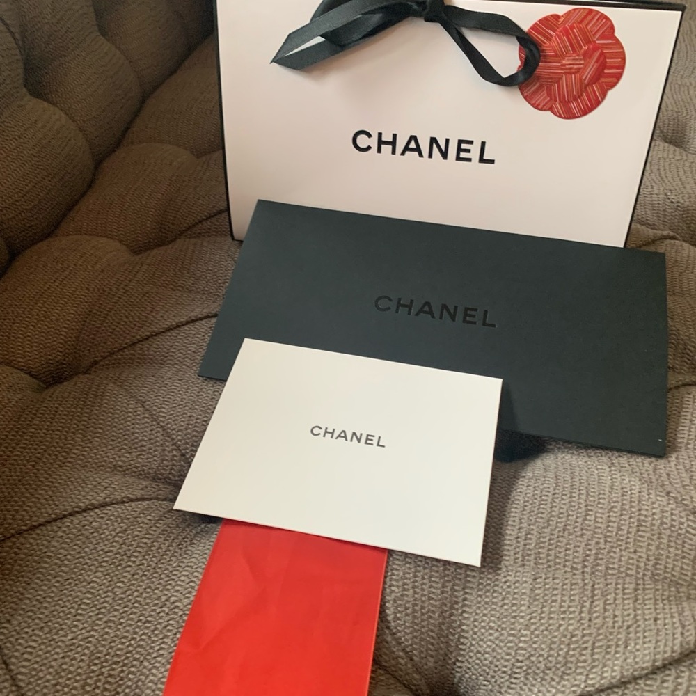 CHANEL NEWEST 2026 EMPTY BAG 💯 AUTHENTIC WITH RED ROSE FLOWER